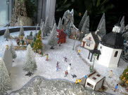 20.12.2013: Das Adventskalenderfenster  mit Weihnachtsdorf